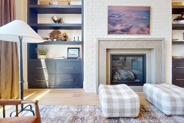 The-Christine-Mountain-Contemporary-Living-Room