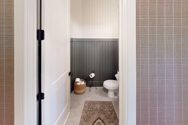 The-Elizabeth-Bathroom 4