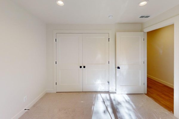 The-Elizabeth-Bedroom 4