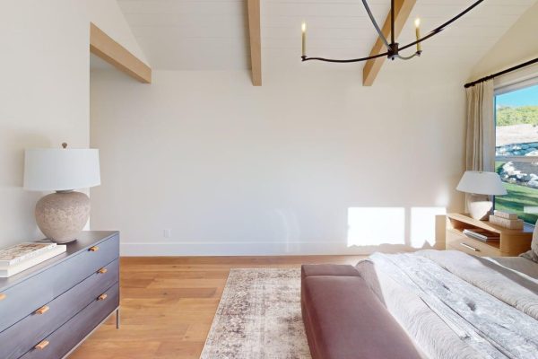 The-Elizabeth-Bedroom 8