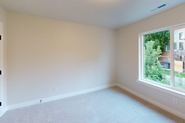 The-Evelyn-Bedroom 5