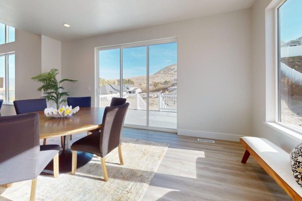 The-Kaitlyn-PV134-Dining-Room