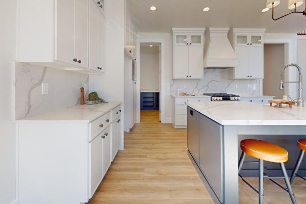 The-Kaitlyn-PV134-Kitchen